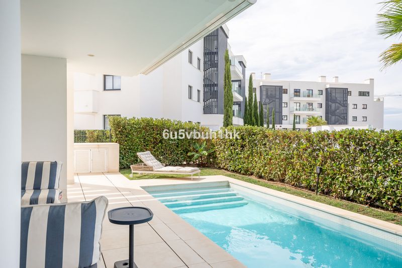 Foto e3644f7d-1530-4be2-99e8-966768d5376c. Apartament amb calefacció aparcament piscina a El Higuerón Fuengirola