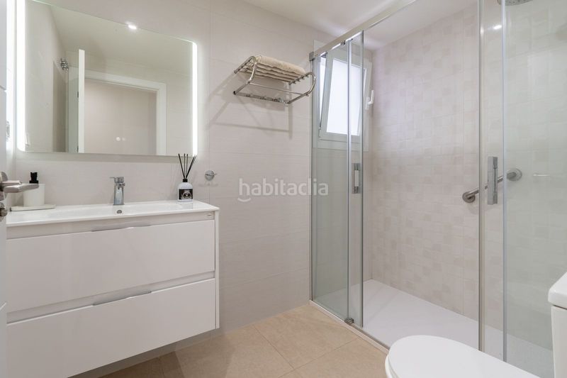 Foto 48038c72-fa46-4b52-87a5-808e818468ca. Apartament amb piscina a Playa de los Boliches Fuengirola