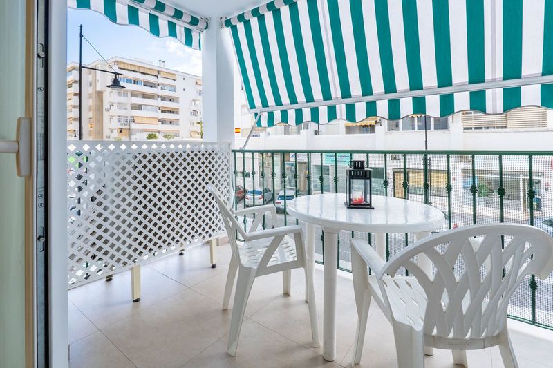 Foto 4f9387b7-5f3a-4eba-85c6-858f117aff26. Apartament amb piscina a Playa de los Boliches Fuengirola