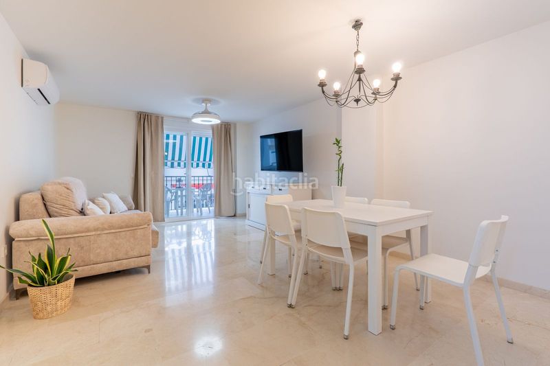Foto 95577744-cb83-4c69-a97c-8d61487e4788. Apartament amb piscina a Playa de los Boliches Fuengirola