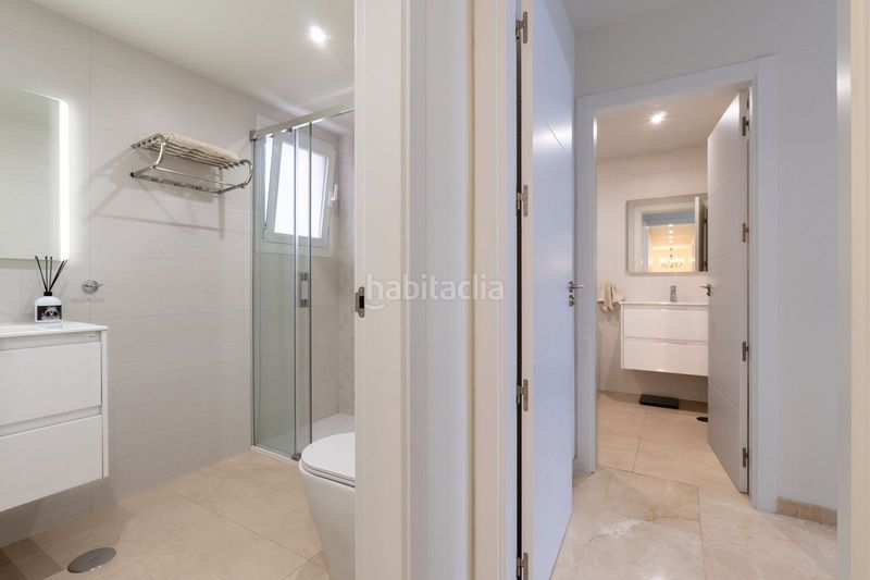 Foto fb2fe71b-f673-4192-8dc2-a5fc683e13c8. Apartament amb piscina a Playa de los Boliches Fuengirola