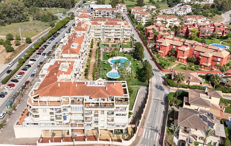 Foto 3bbfbf61-df66-48b1-a4dd-6a779423aa3e. Apartament amb calefacció aparcament piscina a Mijas golf Mijas