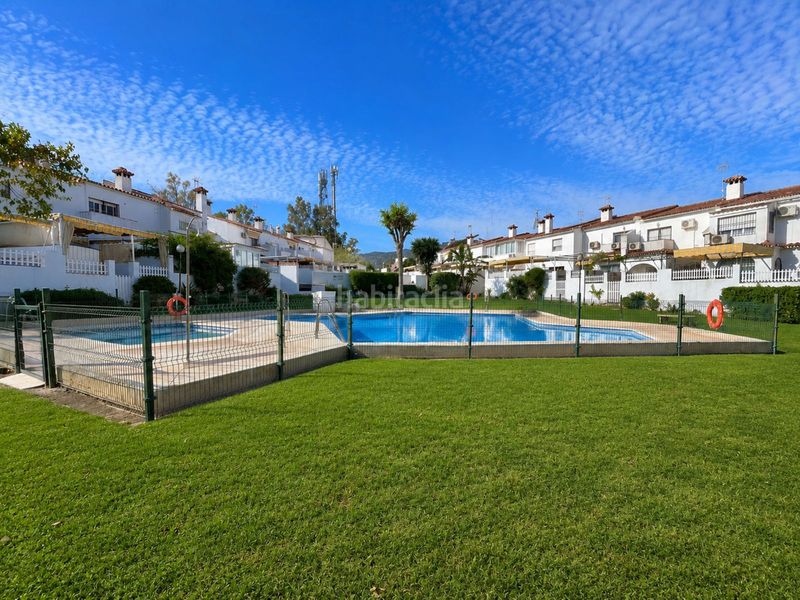 Foto 265eee1d-b0a1-4772-93a3-3aee5ffe0e6a. Casa adossada amb calefacció aparcament piscina a Alhaurín de la Torre