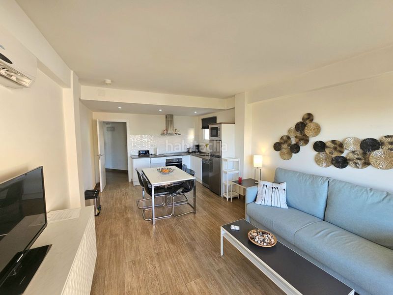 Foto 1449ec9e-8627-4bcc-a5ea-c5aa5324ca17. Apartament amb aparcament piscina a La Colina Torremolinos