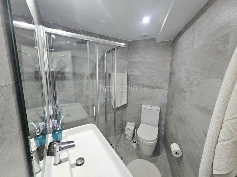 Foto 18f17ec1-ca28-4ea9-a8f6-85b96c43e4d5. Apartament amb aparcament piscina a La Colina Torremolinos