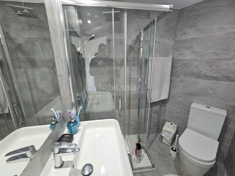 Foto a02b7d09-cf75-412c-a7ab-e2474ba1ce0e. Apartament amb aparcament piscina a La Colina Torremolinos