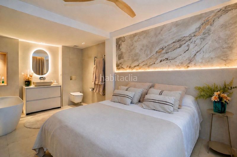 Foto a4bb1133-2756-4875-9b53-7e2c0ecb3041. Apartament amb aparcament piscina a Centro Benalmádena