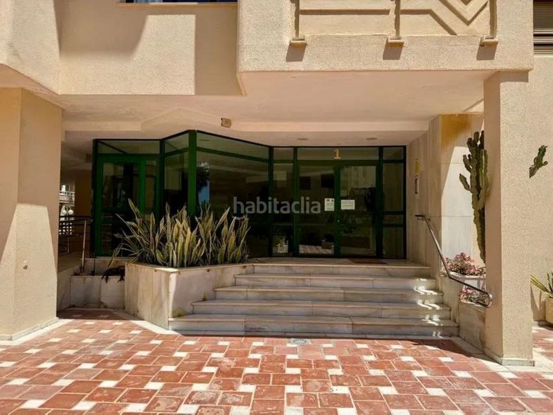 Foto f2469642-2237-4b6c-a6f4-02c5f42e5e53. Apartament amb piscina a La Carihuela - Los Nidos Torremolinos