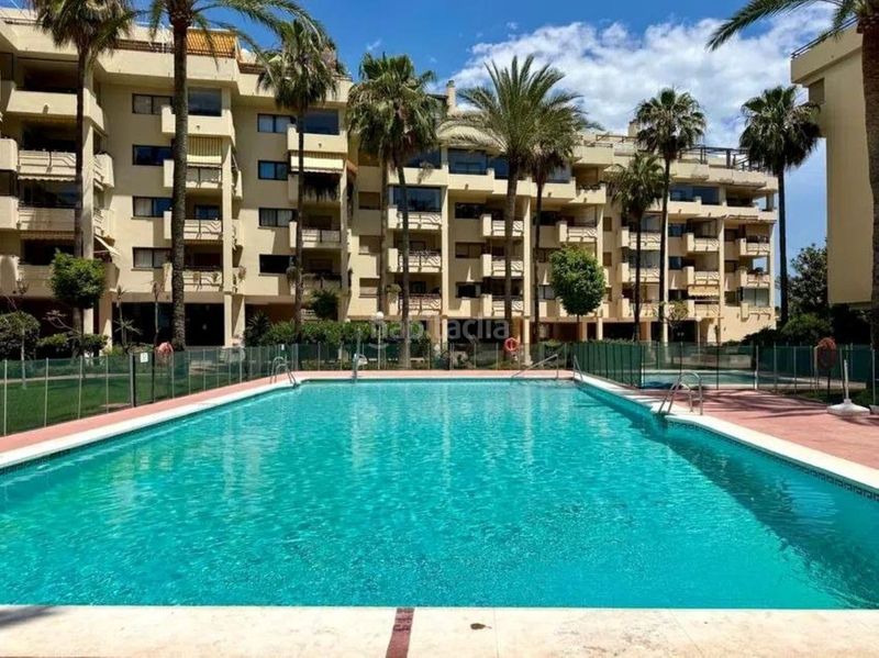 Foto f6f37e44-03a1-4a2c-8b26-08027730e009. Apartament amb piscina a La Carihuela - Los Nidos Torremolinos