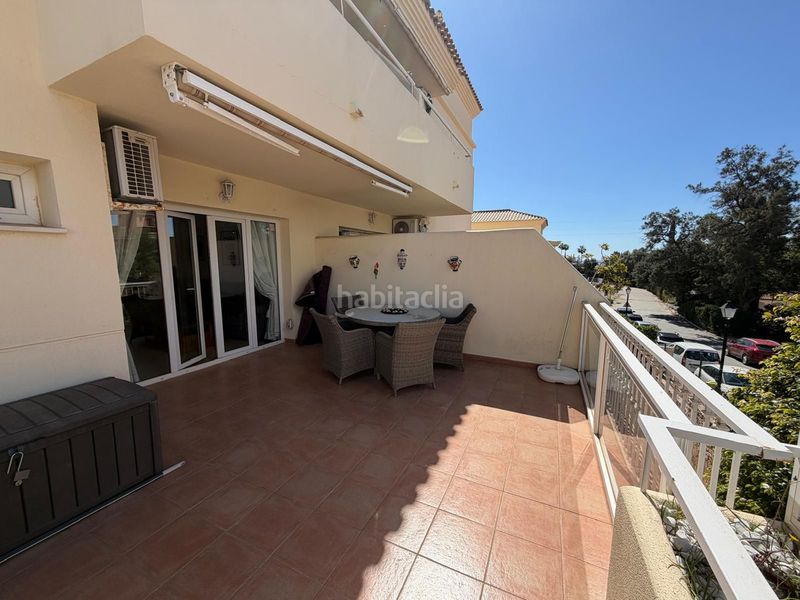 Foto 5f2110fd-0d36-4fbf-9916-b85a21079a4b. Apartament amb aparcament piscina a Torreblanca del Sol Fuengirola