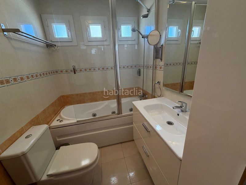Foto 6c6366a7-807a-46d8-9e53-acae4d33044f. Apartament amb aparcament piscina a Torreblanca del Sol Fuengirola