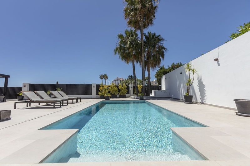 Foto 4c8b64dc-7427-4e65-8e87-f239d1846590. Xalet amb calefacció aparcament piscina a Atalaya - Isdabe Estepona
