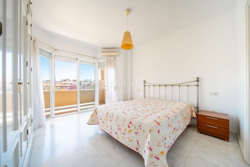 Foto 66b2573b-ce53-407e-a8e5-e25628843058. Apartament amb aparcament piscina a Los Pacos Fuengirola