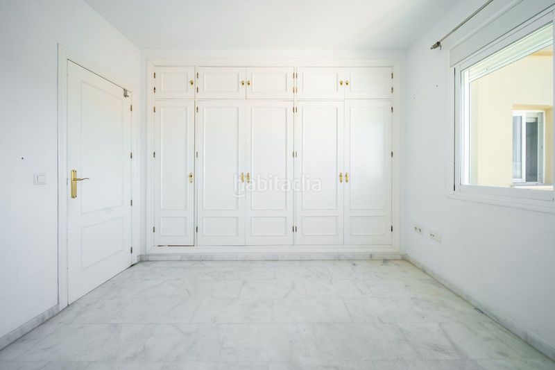Foto c0e840c5-fab3-4992-8cf6-fc49e4e8505b. Apartament amb aparcament piscina a Los Pacos Fuengirola
