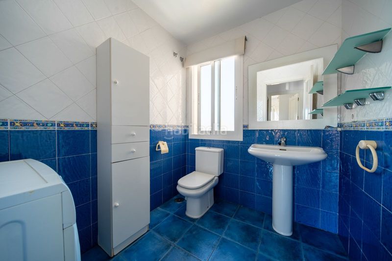 Foto d5e23fb0-a581-4c23-b506-3340f3c0287b. Apartament amb aparcament piscina a Los Pacos Fuengirola