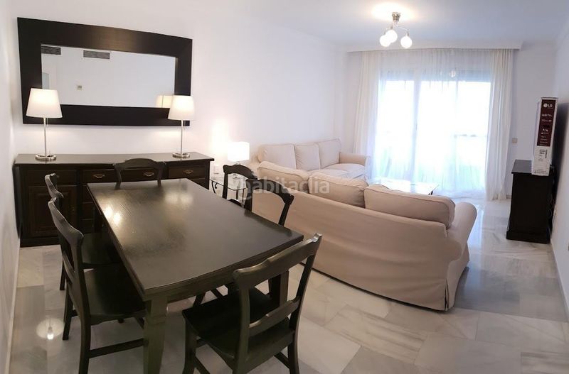 Foto 0db969d4-10d6-4242-a6e0-6f0431f38658. Apartament amb calefacció aparcament piscina a La Carihuela - Los Nidos Torremolinos