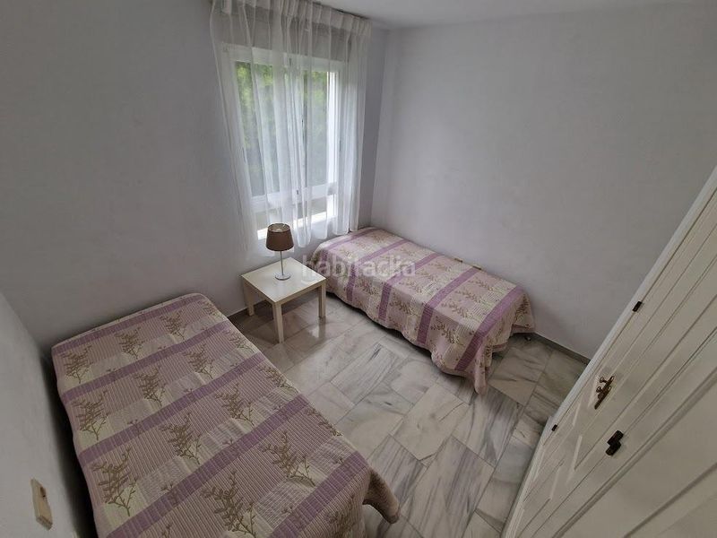 Foto de7efc36-653d-4a86-ba3a-84c276e77b7e. Apartament amb calefacció aparcament piscina a La Carihuela - Los Nidos Torremolinos