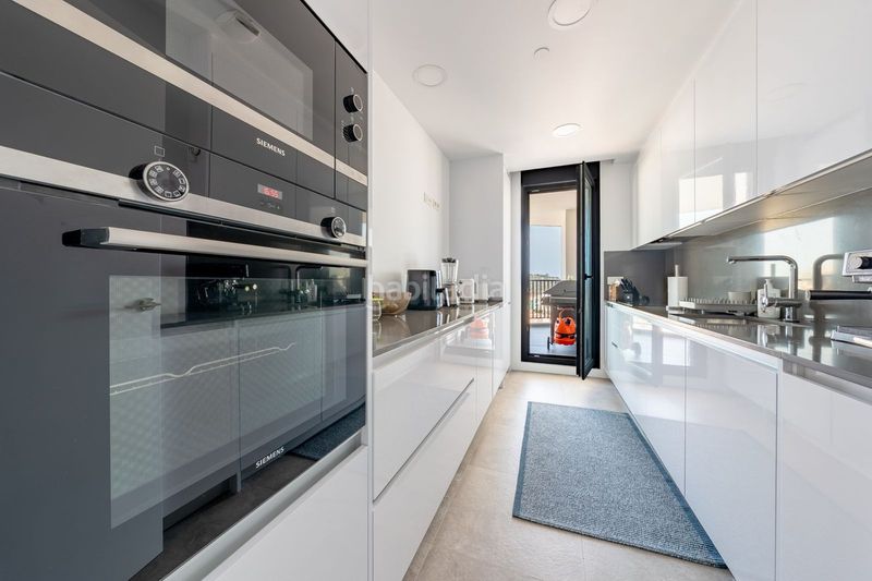 Foto 29317386-4352-40f3-a6d6-d3730de18cd4. Apartament amb aparcament piscina a Martiricos - La Roca - La Rosaleda Málaga