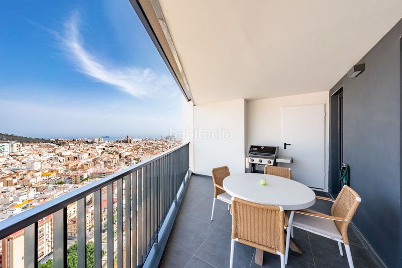 Foto cd44d434-bf6d-4acf-bf33-d107ec6fb323. Apartament amb aparcament piscina a Martiricos - La Roca - La Rosaleda Málaga