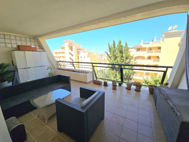 Foto 3a0cc8d7-bc55-4fd0-afa2-9f0e0f21126c. Apartament amb aparcament piscina a Zona Centro Comercial Torrequebrada Benalmádena