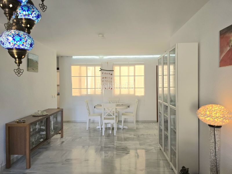 Foto 978f9e13-fa1d-4f5e-8d5e-15b43d2f20de. Apartament amb aparcament piscina a Zona Centro Comercial Torrequebrada Benalmádena