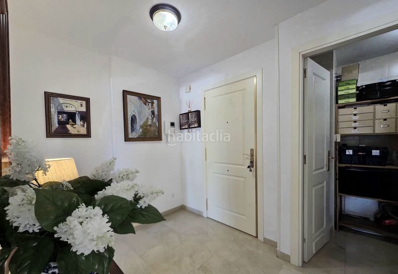 Foto 16b3c005-99c1-4860-bdb6-faa479561880. Apartament amb aparcament piscina a Centro ciudad Fuengirola