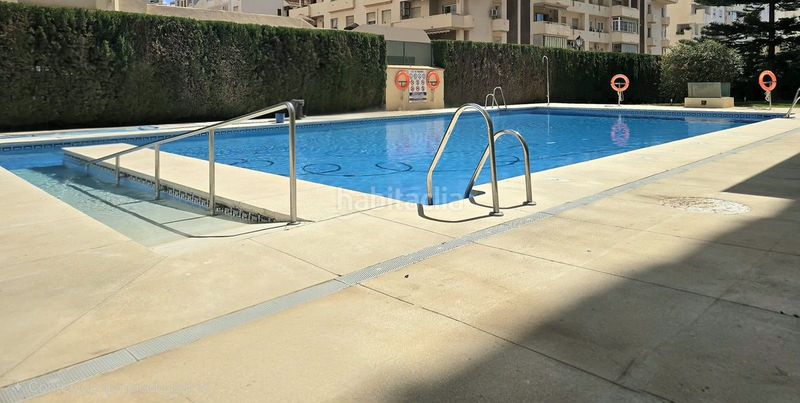 Foto d8ecf8ef-771d-4579-b7a1-a02f6a17ba48. Apartament amb aparcament piscina a Centro ciudad Fuengirola