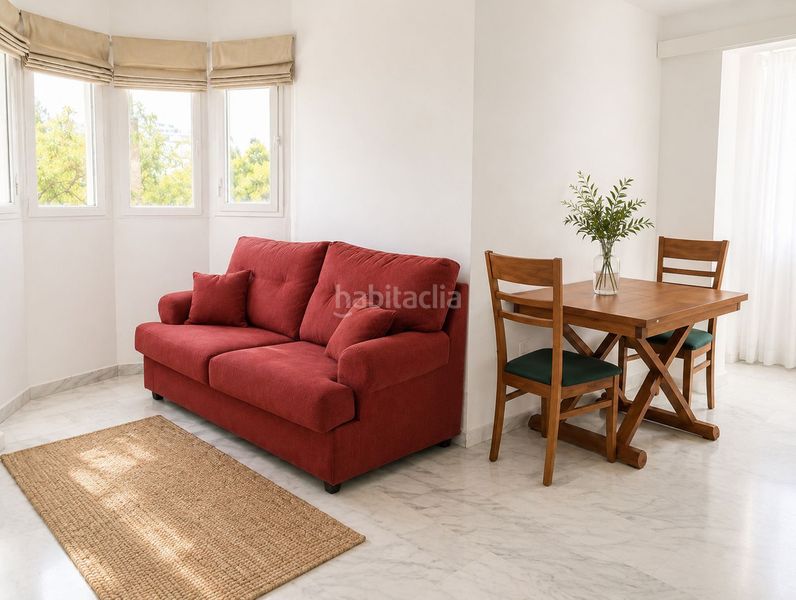 Foto 5dbf1915-f7a9-42a7-b160-5a7b071dfcd1. Apartament amb aparcament piscina a Zona Centro Comercial Torrequebrada Benalmádena