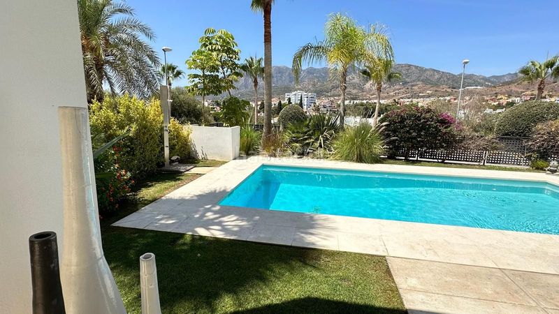 Foto fe322453-749f-42ba-ac5f-515169e15079. Xalet amb calefacció piscina a Río Real Marbella
