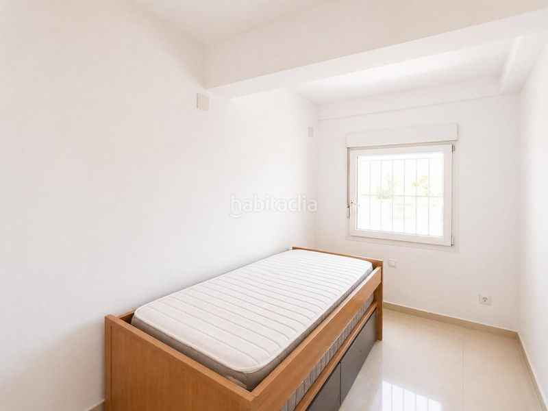 Foto 03754e50-1afa-4ade-8e6f-4b796c431282. Apartament amb piscina a La Carihuela - Los Nidos Torremolinos