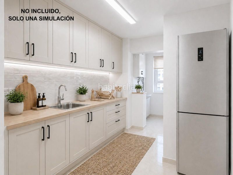 Foto 7161e64d-03e2-4f5c-8204-72464980523c. Apartament amb piscina a La Carihuela - Los Nidos Torremolinos