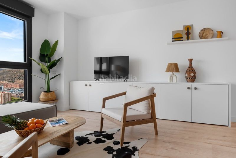 Foto 7bac39c5-e6dc-4ba8-a222-cfb4c28a8f4e. Apartament amb calefacció aparcament piscina a San Alberto - La Alcubilla - Florisol Málaga