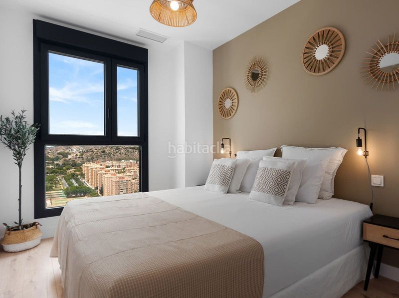 Foto 6e070712-49ff-47b1-b03c-dbbb4396b754. Apartament amb calefacció aparcament piscina a Martiricos - La Roca - La Rosaleda Málaga
