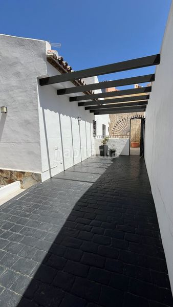 Foto 4bc64198-64ad-4ed3-b58a-d82e836cc9ed. Casa amb piscina a la cala Mijas Mijas