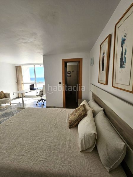 Foto 0ef1ea3c-8359-4154-970a-e3e59dc24e5d. Location duplex dans Montemar Torremolinos
