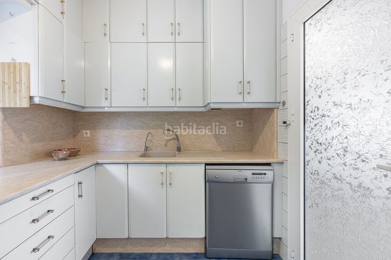 Foto 0b7eba8f-e366-4b40-8a3b-f32f2e0b4450. Chalet with parking pool in Torreblanca del Sol Fuengirola