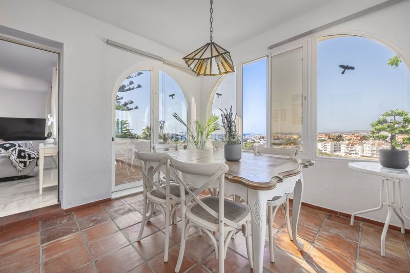 Foto 2e7d227f-a71a-4ad7-9fd6-da3a542cc2c8. Chalet with parking pool in Torreblanca del Sol Fuengirola