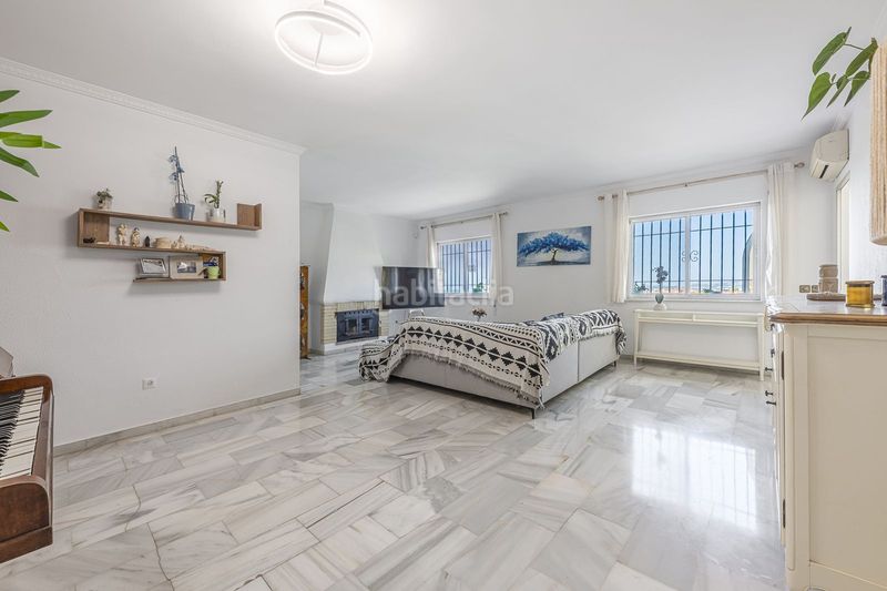 Foto 35634ba0-49d2-49d9-9600-645a7a4e1311. Chalet with parking pool in Torreblanca del Sol Fuengirola