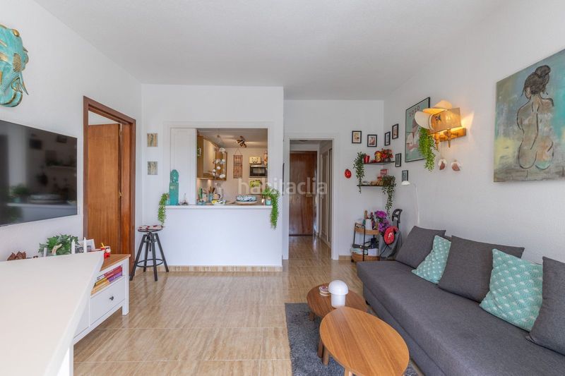 Foto 2e8e7413-8412-4fcf-9bcd-c2493b64c5bf. Apartament amb aparcament piscina a La Carihuela - Los Nidos Torremolinos