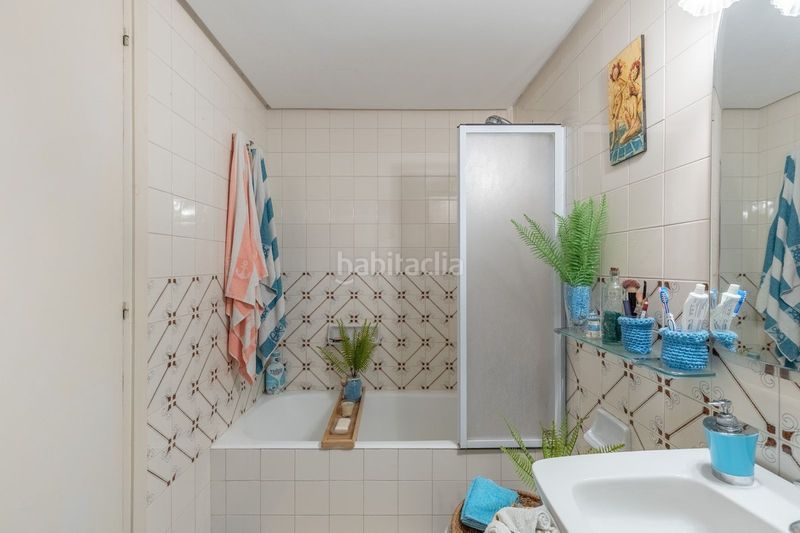 Foto 6d96c3b2-0e28-4cf6-83b4-df54d27d6377. Apartament amb aparcament piscina a La Carihuela - Los Nidos Torremolinos