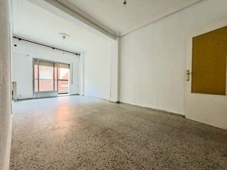 Etagenwohnung in Centro-Corte Inglés