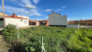 Terrain résidentiel à Eras 7. Solar urbano en venta en san roman de los montes