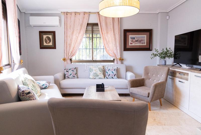 Foto c666151a-2666-4613-b151-3618658be05f. Casa a schiera con parcheggio in El Brillante -El Naranjo - El Tablero Córdoba