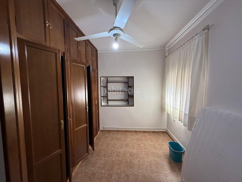 Foto dacba48a-f654-4e66-abd3-55e391a65d38. Chalet con riscaldamento parcheggio piscina in Écija