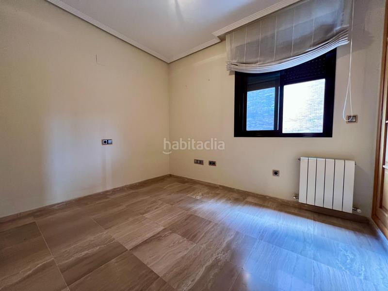 Foto 0b17bb5b-dd77-4cbe-a3a1-d30f0575ff87. Appartamento con riscaldamento parcheggio piscina in Córdoba