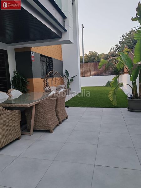 Foto e5f6acb6-5566-44cc-b252-055c71c89d7d. Planta baixa amb aparcament piscina a Tablero Bajo - Arruzafilla Córdoba