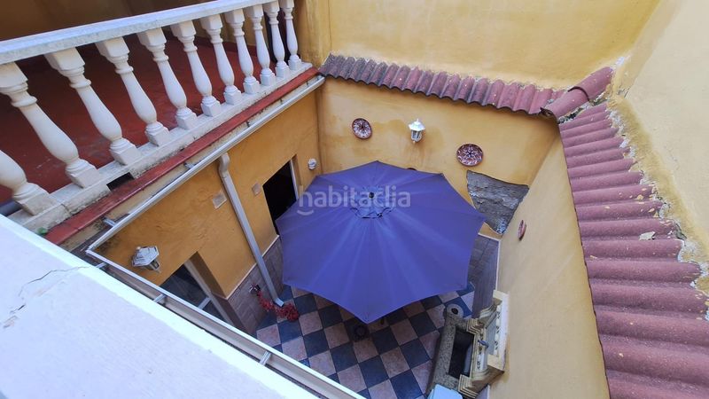 Foto c67d2f62-a07e-4257-9d7c-969a6f4fb059. Casa amb aparcament a Almodóvar del Río