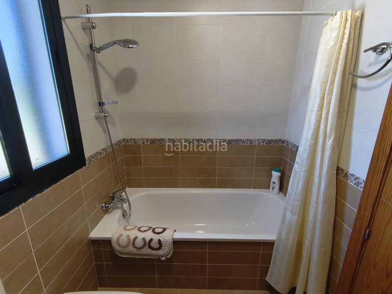 Foto 65250c2b-4412-4df4-8264-af5e324d51e0. Casa adossada amb aparcament piscina a Las Jaras Córdoba
