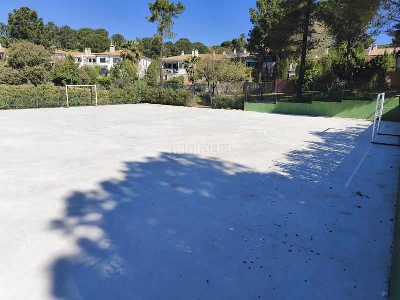 Foto e23b6d45-d65a-4b4e-b05b-1439ed9d0b26. Casa adossada amb aparcament piscina a Las Jaras Córdoba