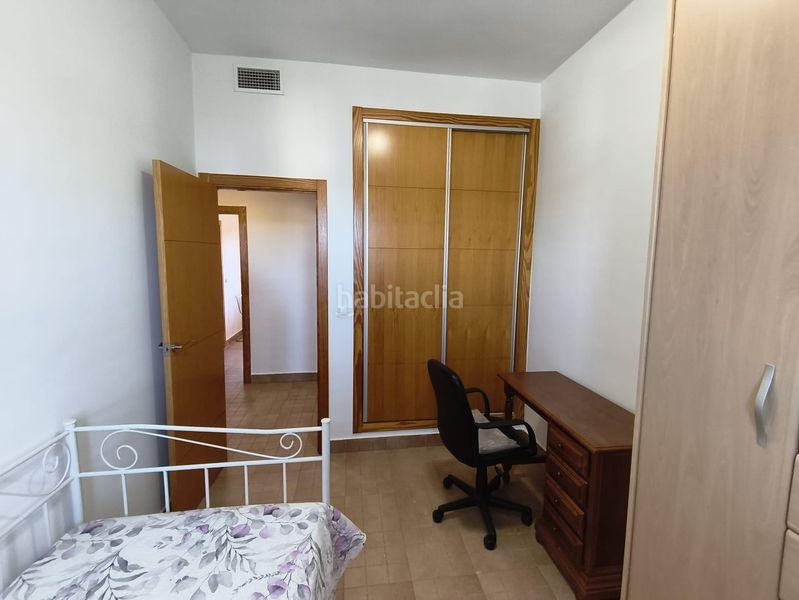 Foto ed12f80f-d879-45c7-918e-0b87d2c93579. Casa adossada amb aparcament piscina a Las Jaras Córdoba
